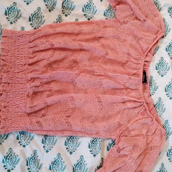 Top - Picture 2 of 10